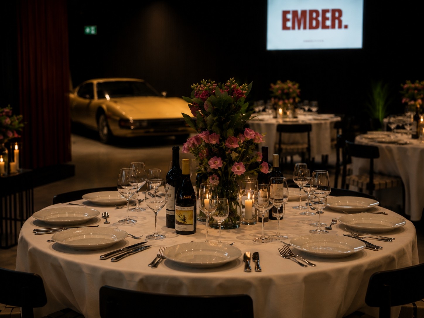 EMBER opdækning — eksklusivt event venue på Adelgade 11 i København K